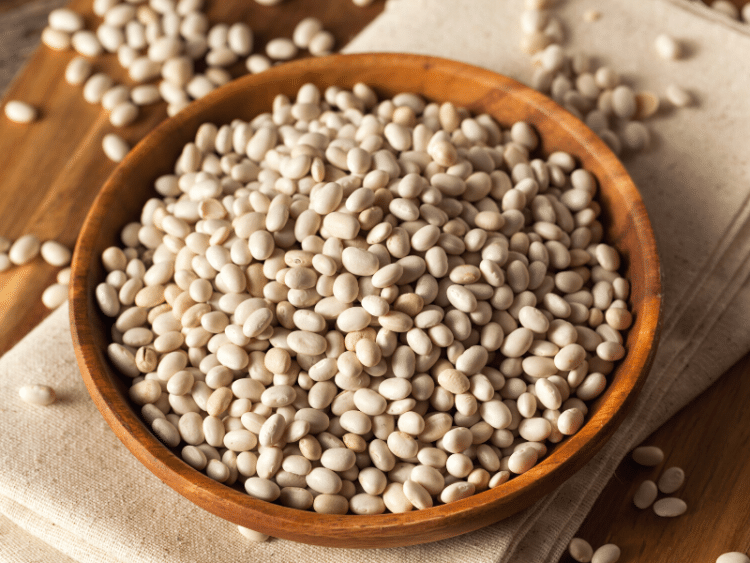 6 Chickpea Substitutes! What To Use Instead of Chickpeas? One Does